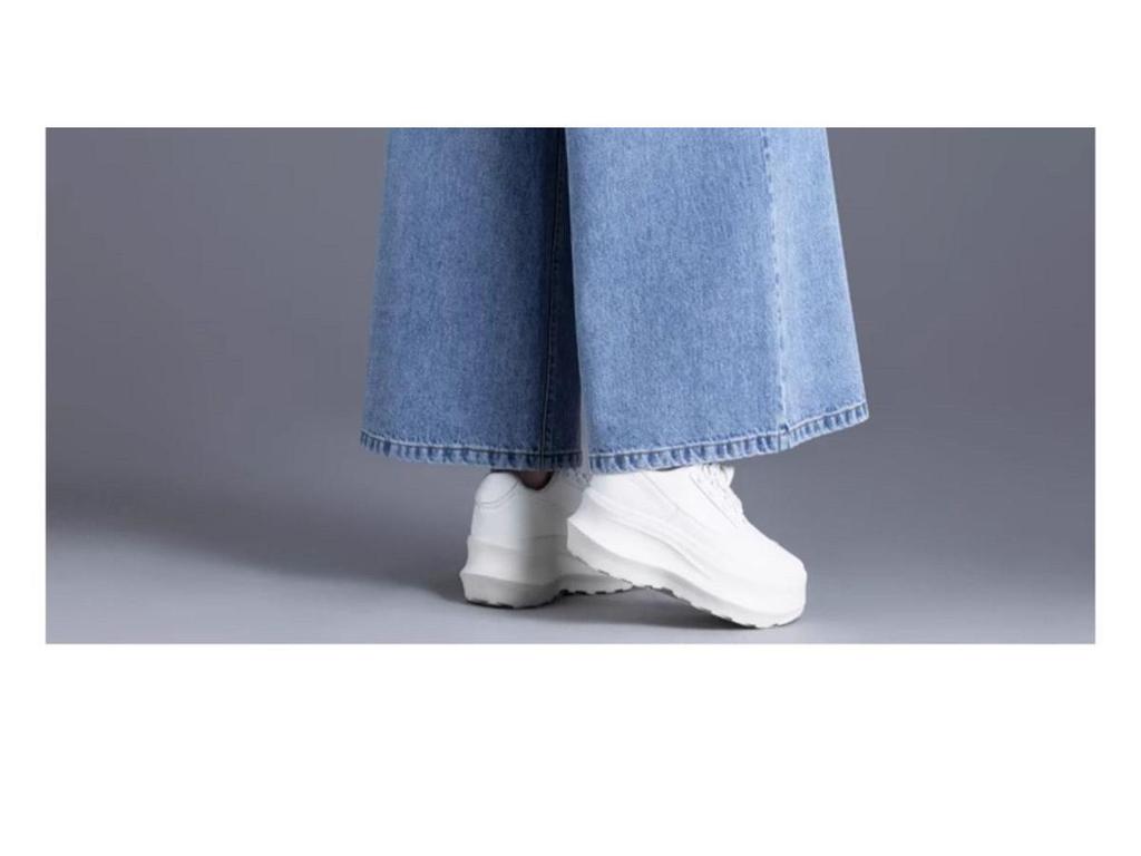 Women's Light Wash Wide-Leg Denim Pants - Spring/Summer 2026, Nine-Tenths Length, Loose Fit