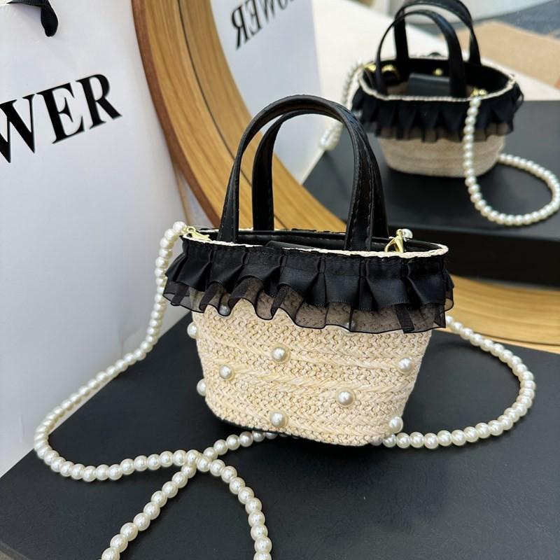 

Modern And Chic Woven Children s Bag With Adorable Lace Trim And Pearl Accents чорний