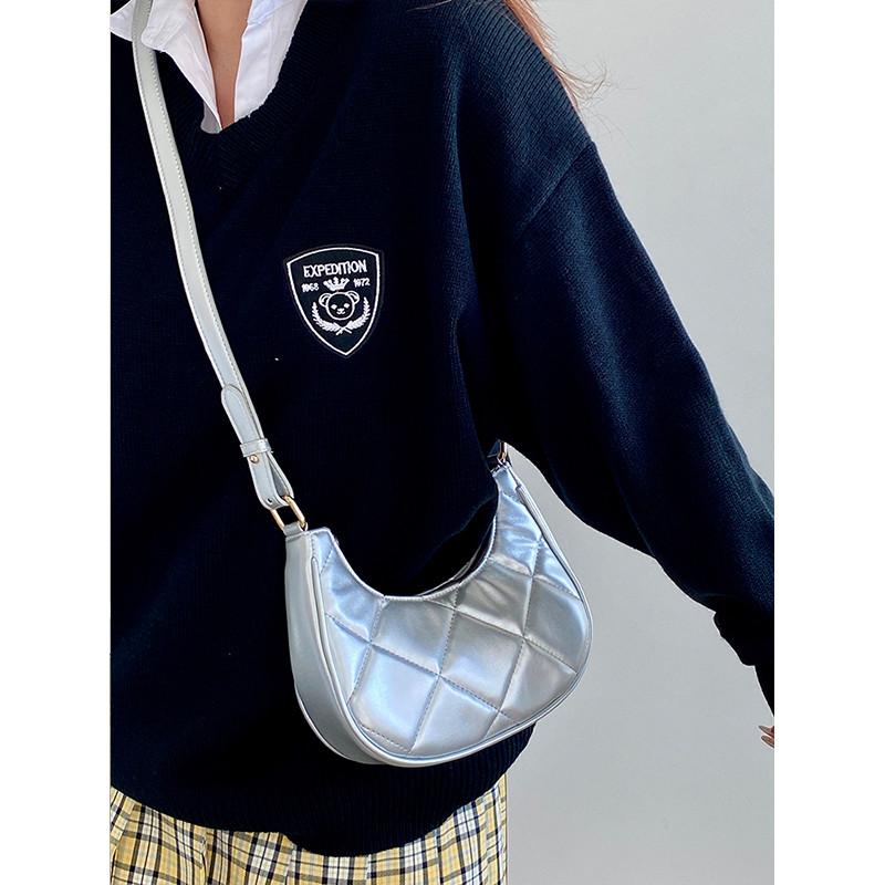 Ielgy Autumn Winter Korean Version Crescent Underarm Bag Silver Small Bag
