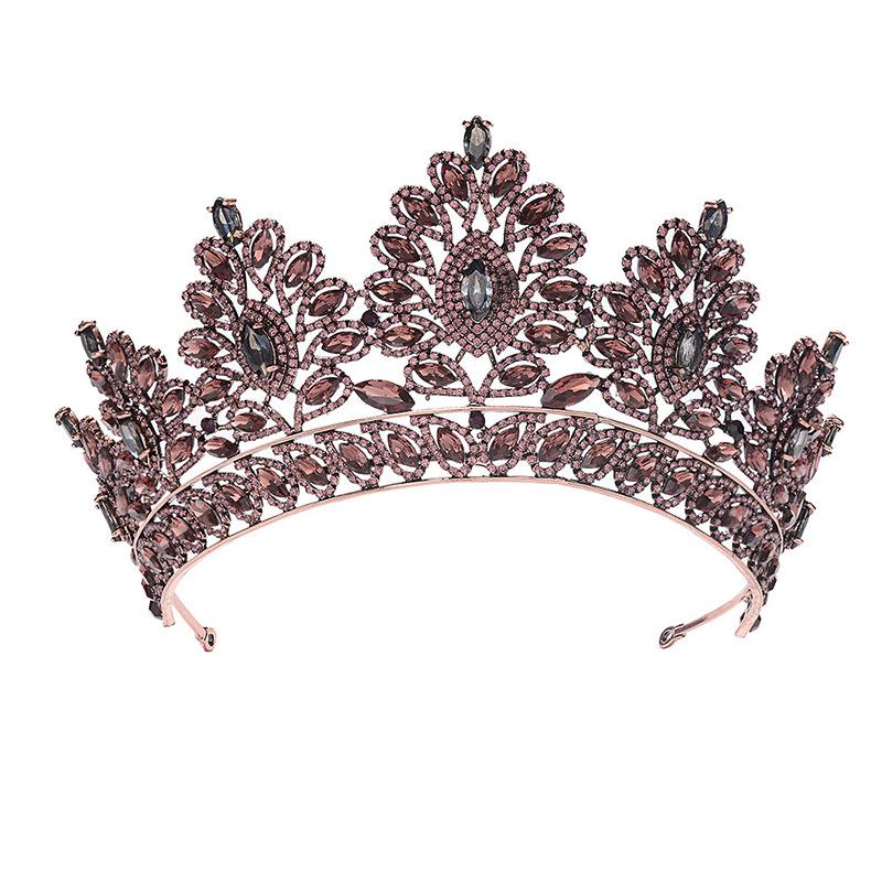 

Свадебные аксессуары в корейском стиле в виде тиары. Изысканный сплав, инкрустированный стразами и цирконами. Свадебная корона.