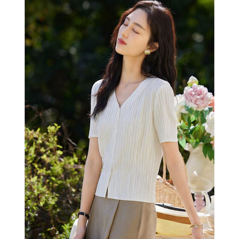 Demana Minimalist V-Neck Short Sleeve Top M