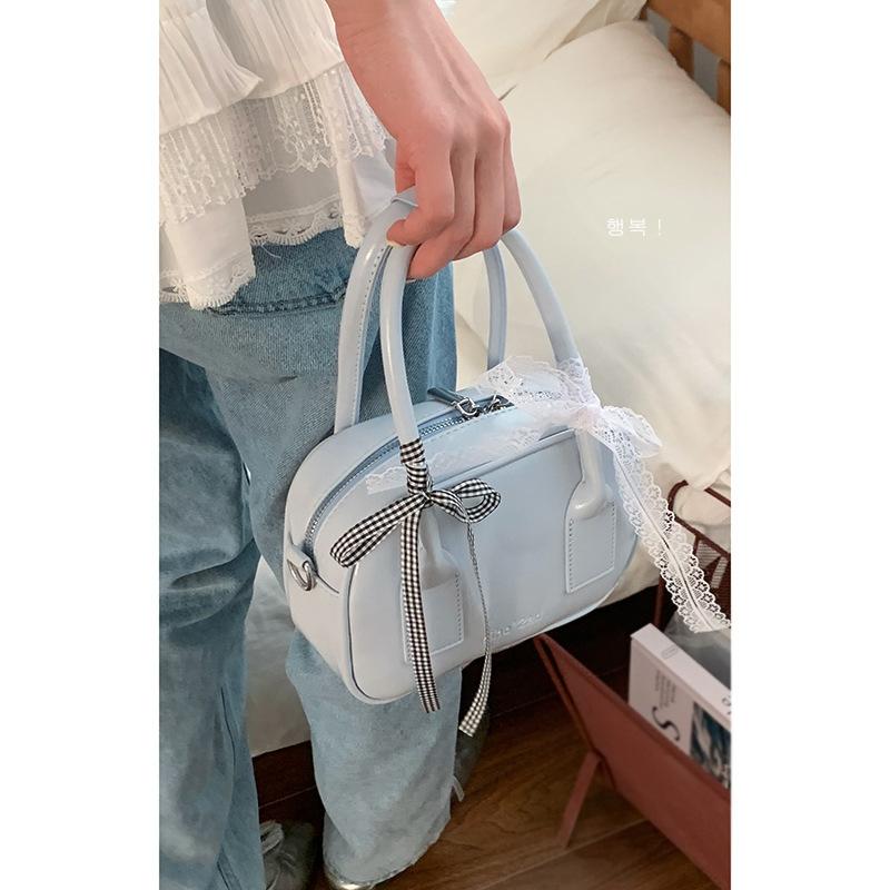 Korean Version of Fashion Portable Bowling Bag Bag Women's 2025 New Simple Small Square Bag Versatile Shoulder Crossbody Bag