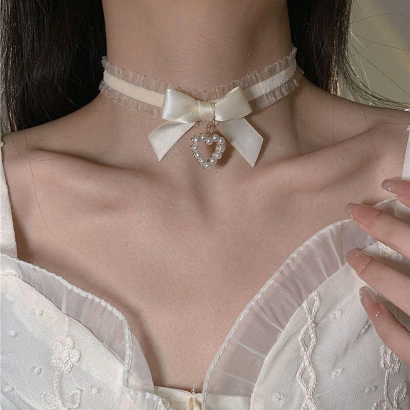 Handmade Heart Pendant Necklace Adornment Personalized Bowknot Neckchain Jewelry