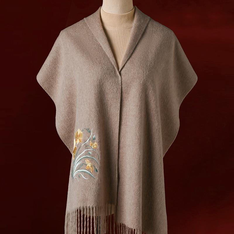 Mid-Autumn Winter Thickened Warm Embroidered Flower Wool Scarf Shawl Female Elegant High-end Gift Scarf