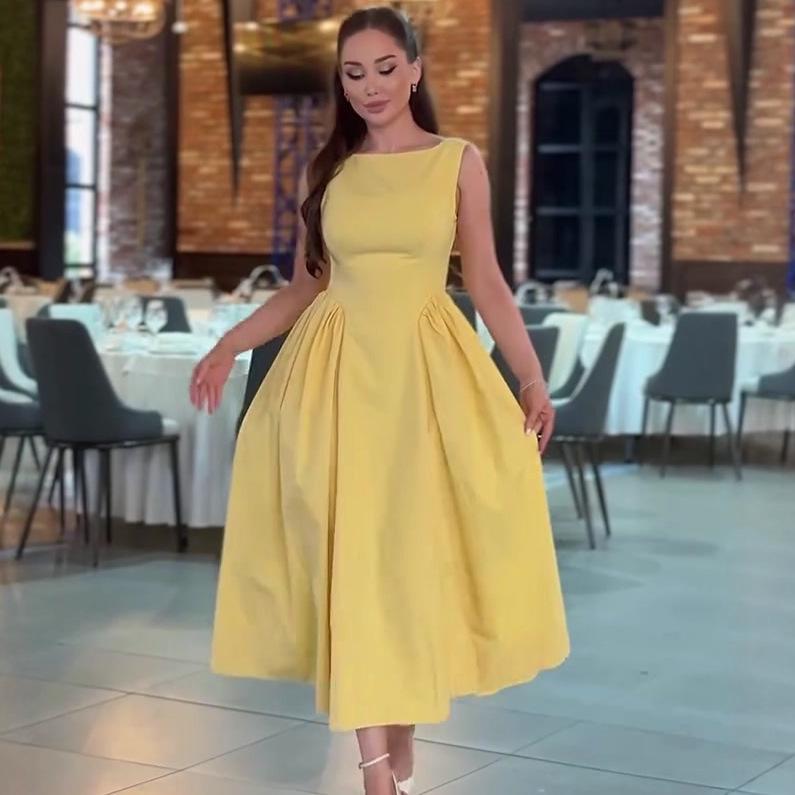 Rochie Maxi 2025 Fără Mâneci Croială Slim Plisată Culoare Solidă Gât Rotund
