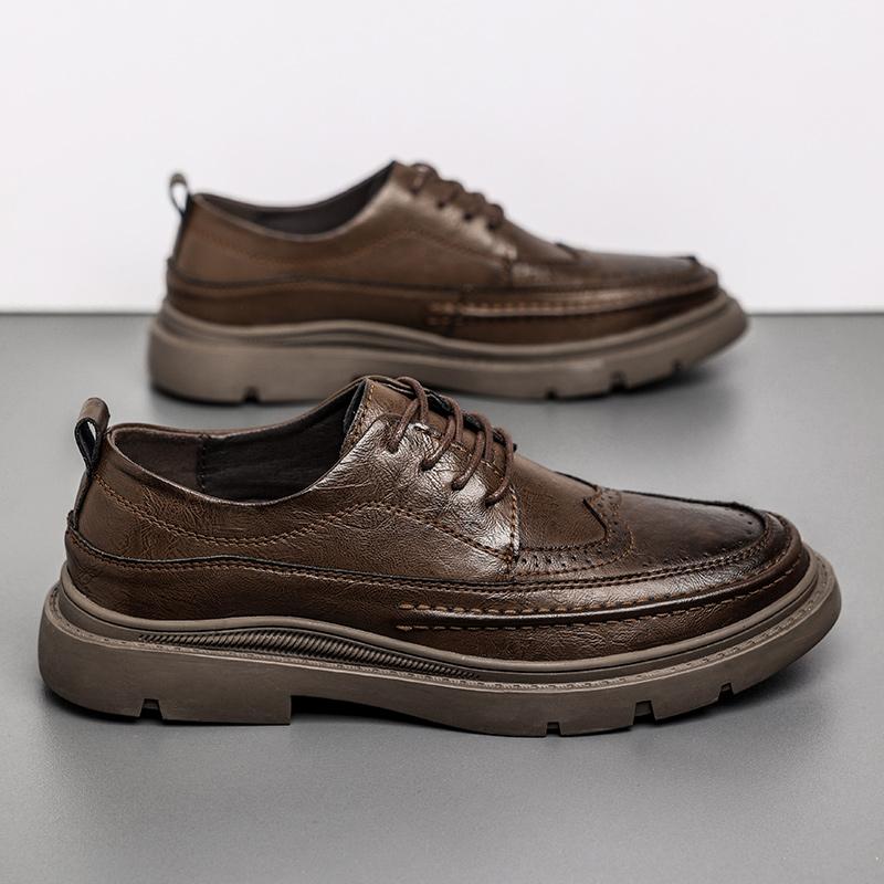 Håndlagde Brogues-stil ekte skinn herresko Komfortable uformelle skinnsko Mokkasiner Man Flats Sko