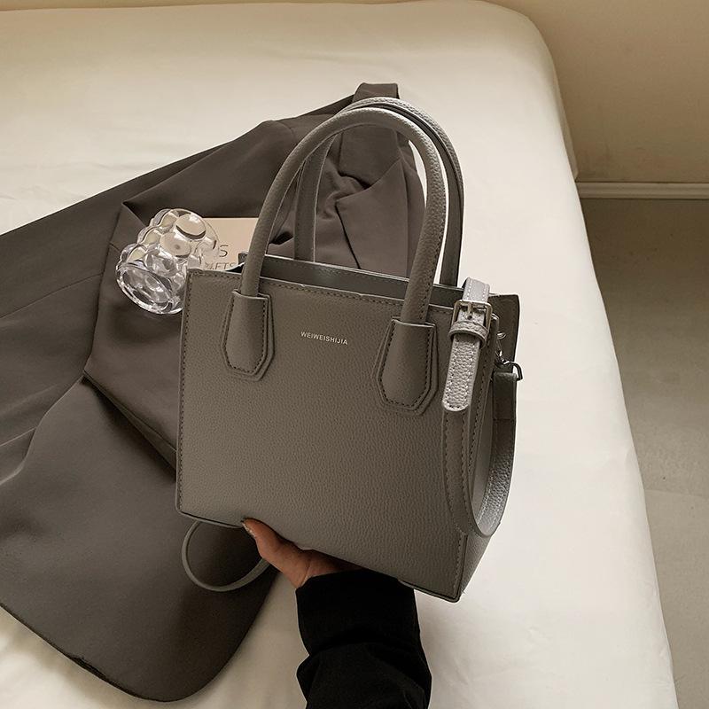 Autumn and Winter New Fashion Style Solid Color Killer Bag Portable Shoulder Oblique Span Women's Bag