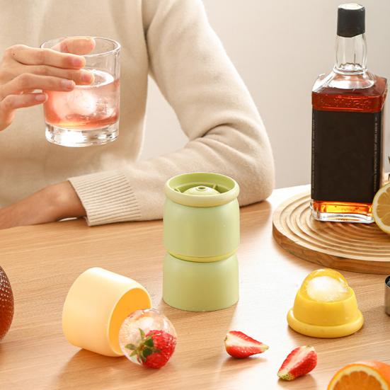 Ice Cube Mold Large Spherical Silicone Ice Ball Maker Fast Freezing Clear Bubble-Free Ice Cubes Easy Push Release Ice Tray for Whiskey Wine Cocktails