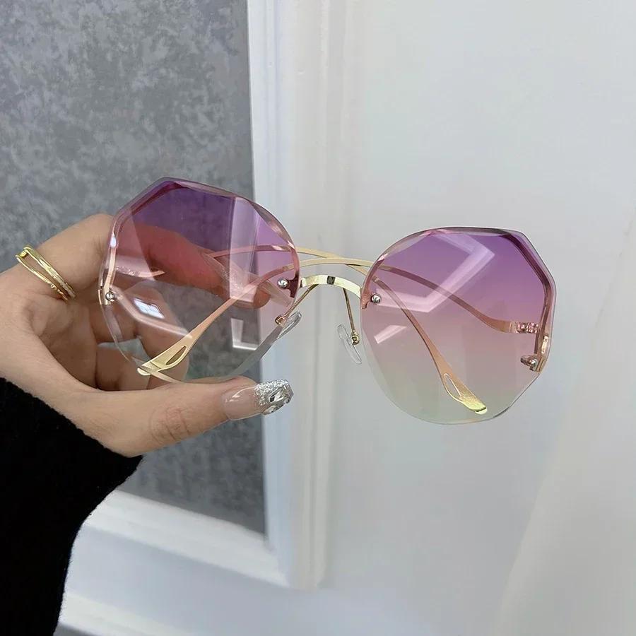 Vintage Classic Square Sunglasses For Women Men Retro Stylish Minimalist Fashion Female Male