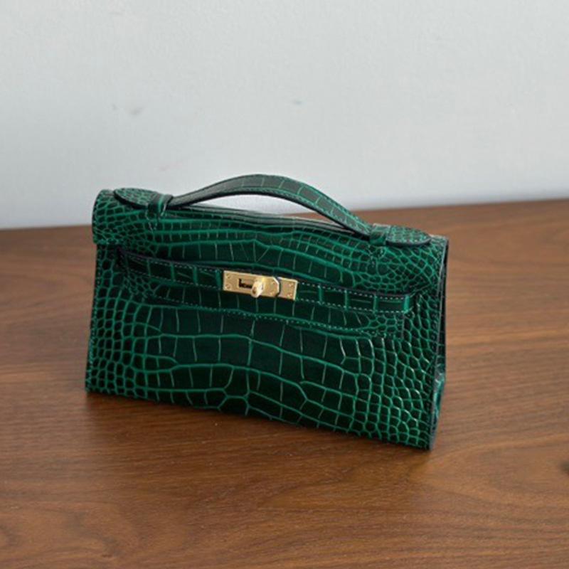 Real Leather First Generation Hand-held Bag Women's High-end Texture Crocodile Pattern Bag And New Item Single Shoulder Crossbody Chain Bag