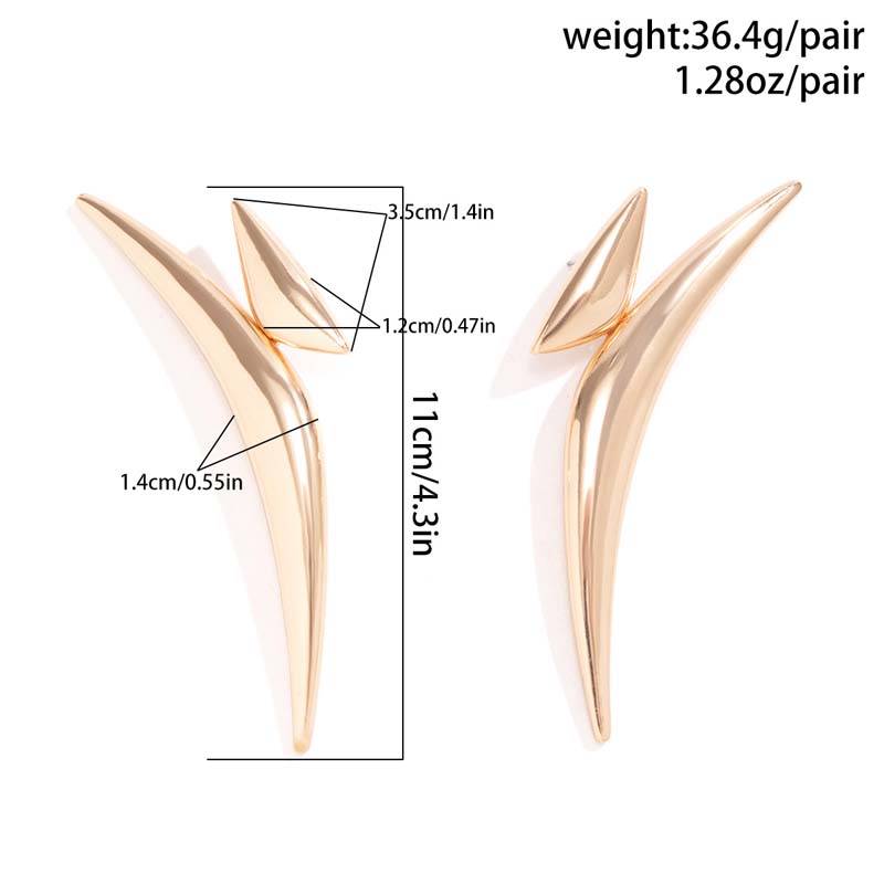 Exaggerated Metal Triangle Bend Pointed Earrings for Women Minimalist Design Geometric Curved Stud Earrings Jewelry 2025 Trend