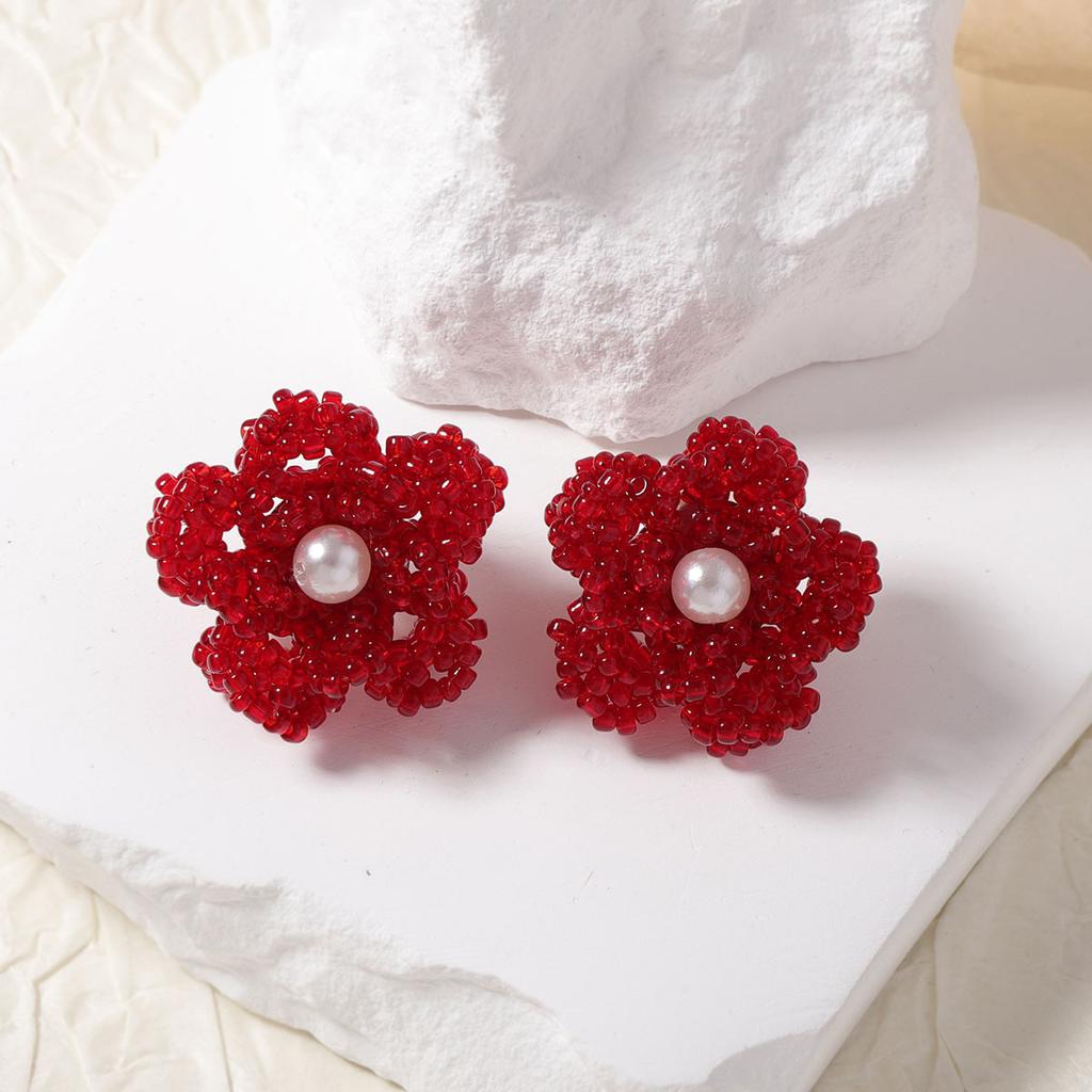 2024 autumn and winter, Ankara red handmade beaded imitation pearl flower stud earrings simple and versatile daily women's models