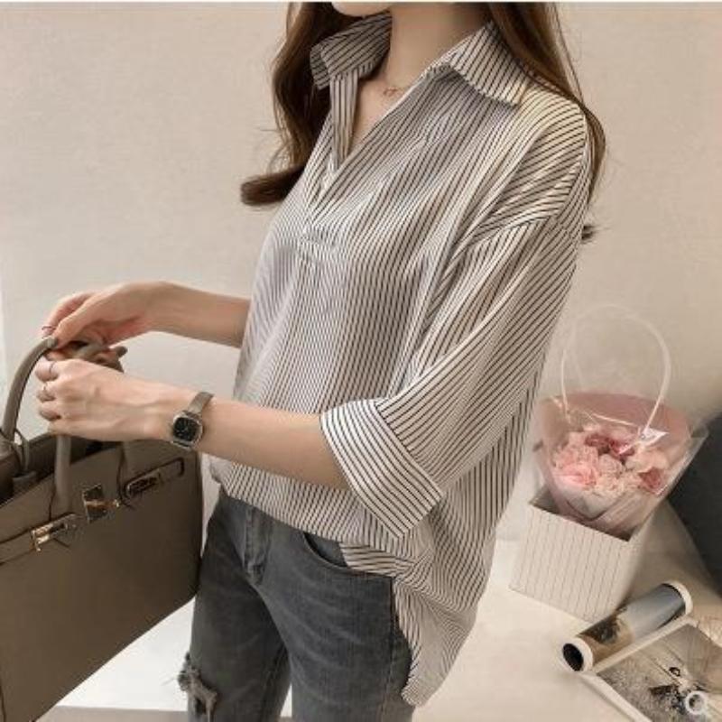 Summer Korean Version Loose and Slimming Striped Shirt Women's 3/4 Sleeved Versatile Casual Shirt
