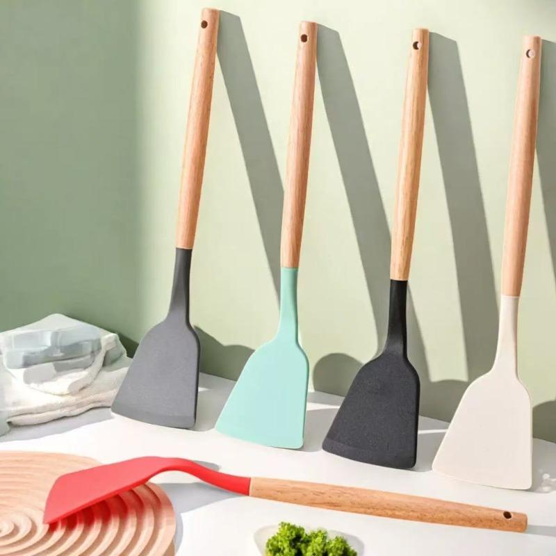 Kitchenware Food Grade Silicone Spatula Non Stick Pan for Stir Frying Kitchen and Home Use Spatula Pancake Maker