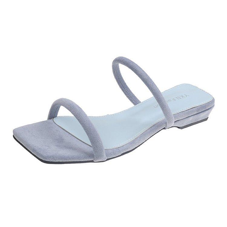 Minimalist style with open-toed square slippers for women's summer wear, not tired feet, small slope heels, French beautiful sandals