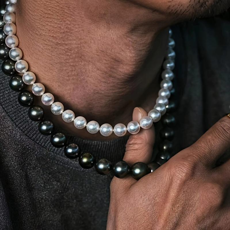 Cold Wind Black and White Pearl Magnetic Buckle Collarbone Chain Personalized Fashion Simple Necklace, Geometric Sweet and Cool Wind