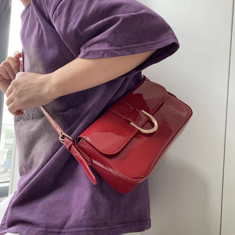 Burgundy Glossy Shoulder Bag for Women New Vintage Hasp Design Soft Leather Handbags Ladies Fashion Crossbody Bags