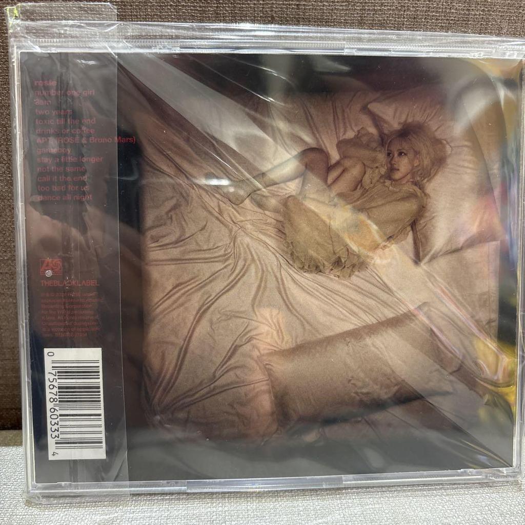 [USED] ROSÉ Rosie Album CD