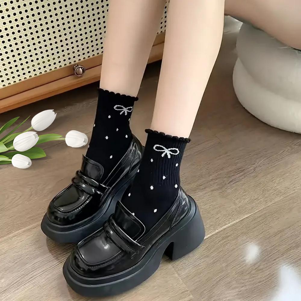 4 Pairs Four Seasons Tulip Embroidery Midtube Socks Simple Solid Color Sports Socks Sweet Lace Stockings for Women