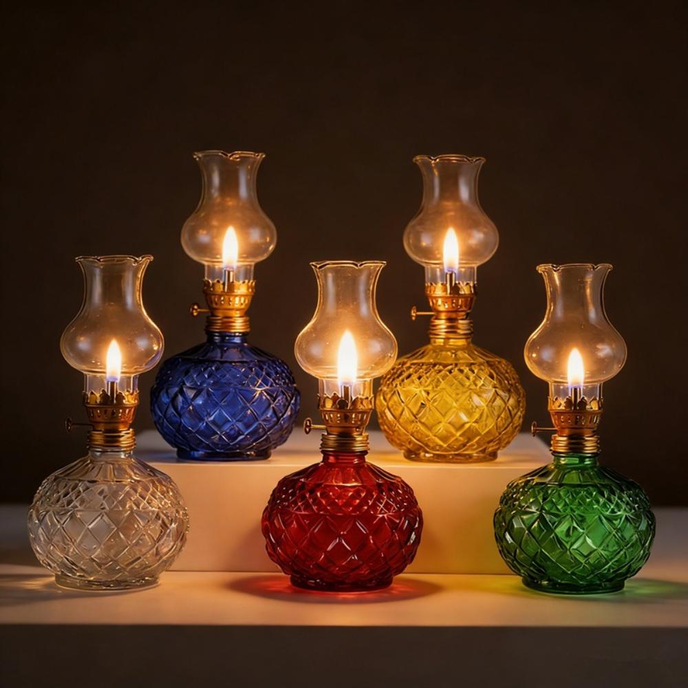 Vintage Glass Lamp Colored Clear Oil Lamp Windproof Antique Oil Lamps for Indoor Use Emergency Lighting Hurricane Lamp Chamber