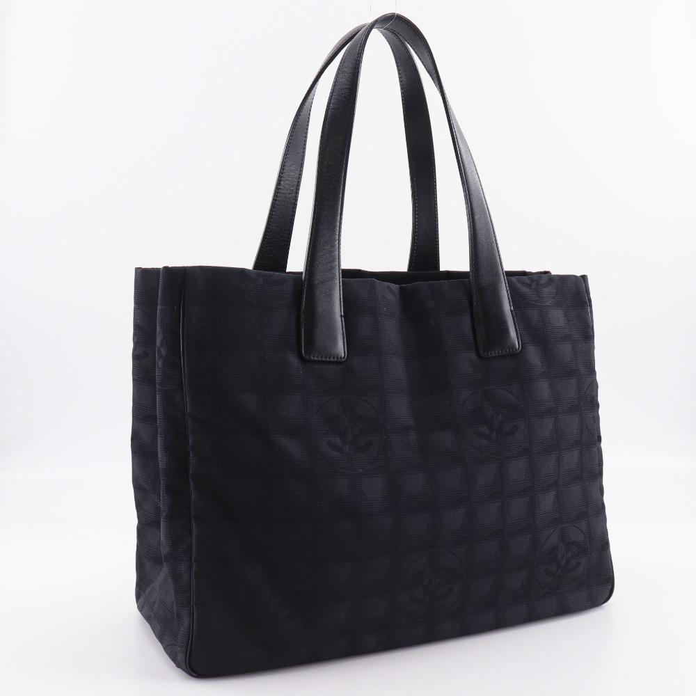 CHANEL Tote MM Tote Bag A15991 New travel line black Nylon canvas Women Used