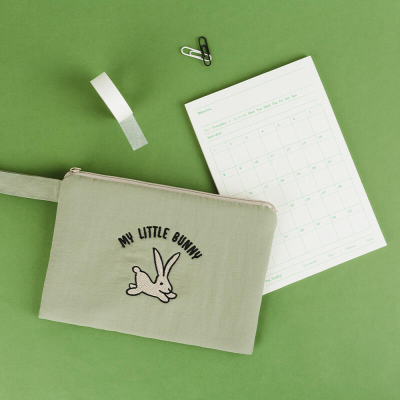 

Airy Basic Pouch - MY LITTLE BUNNY Khaki