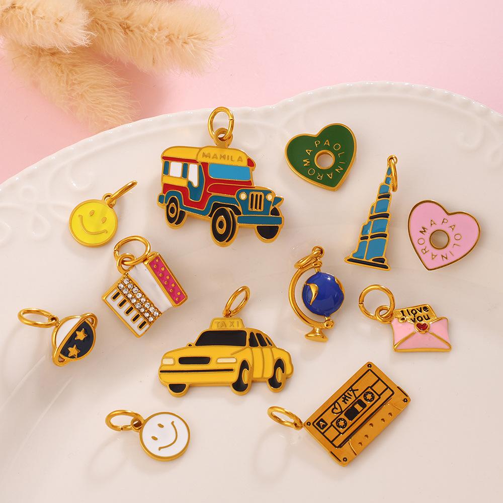 Moda Versatile Fai da Te Taxi Faccina Sorridente Ciondolo Accessori Acciaio Inossidabile Colore Varietà Stile Ciondolo