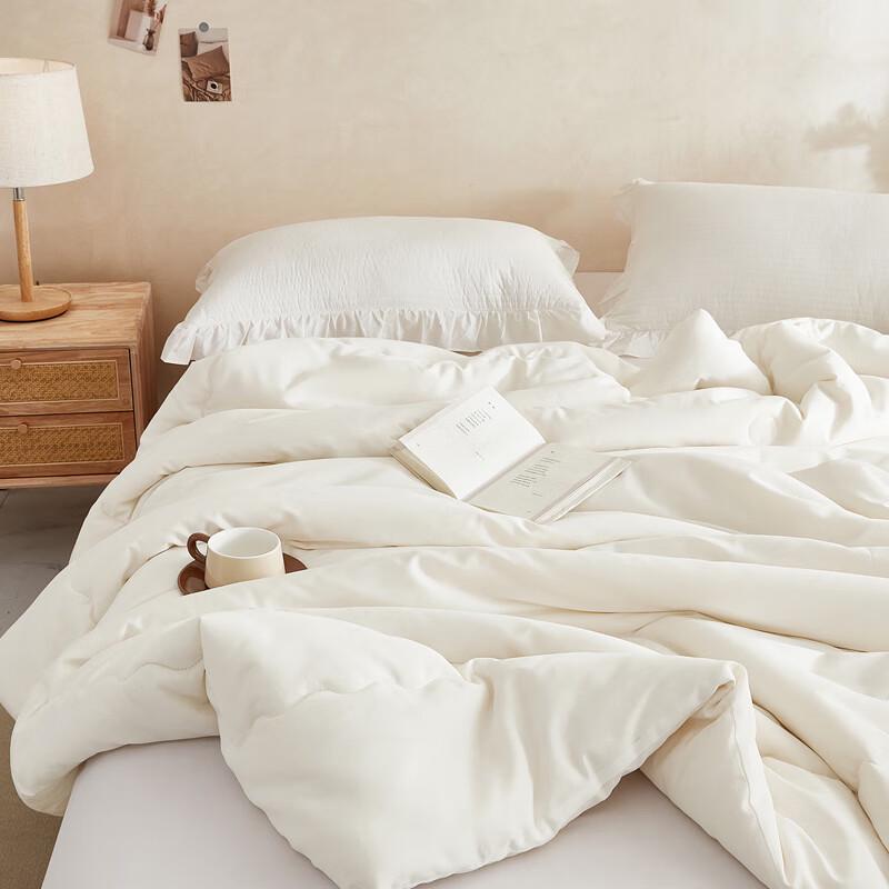 Playboy Soft & Warm Cotton Cover Winter Comforter