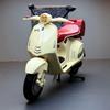 1:12 Vespa 946 Modell aus Metall, klassisches Freizeitmotorrad, Diecast-Metall, Straßenmotorrad-Retro-Modell mit Sound und Licht, Kinderspielzeug, Geschenk