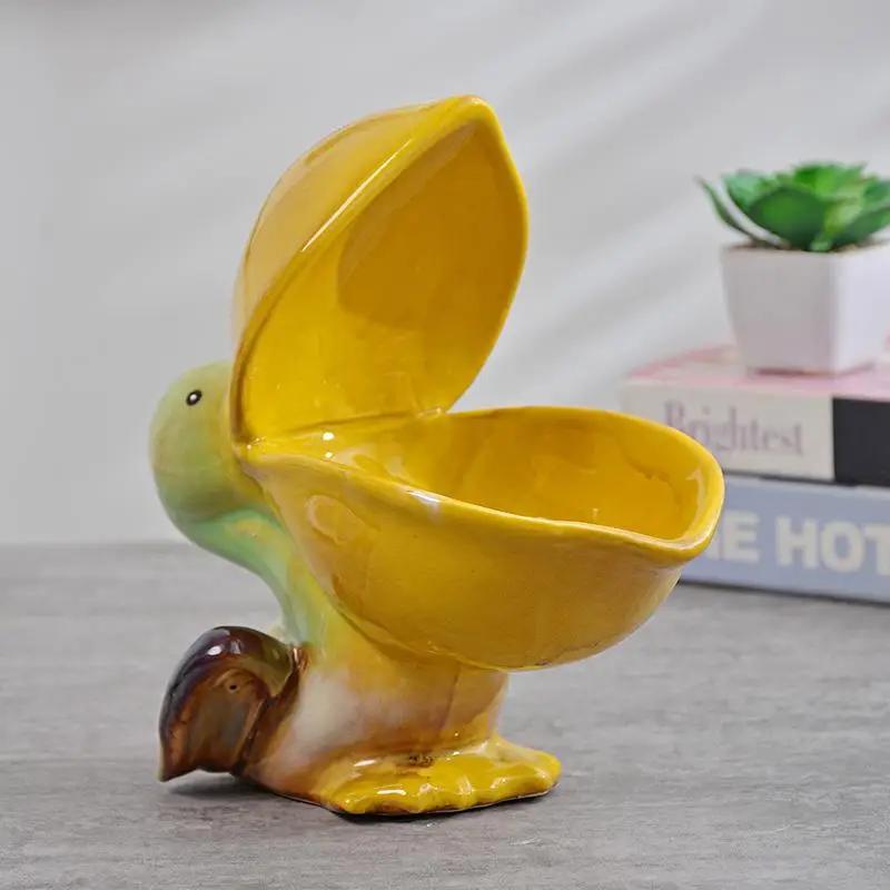 Ceramic Handicrafts Pelican Desktop Storage Tray Fruit Plate Bird Storage Container Simulated Animal Sculptures Home Decoration