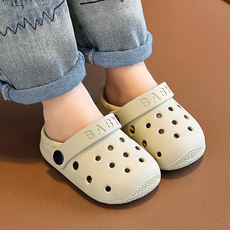 Fashion Girl Boy Summer Slippers EVA Beach Sandals Garden Shoes Soft Kids Outdoor Slippers Flip Shoes