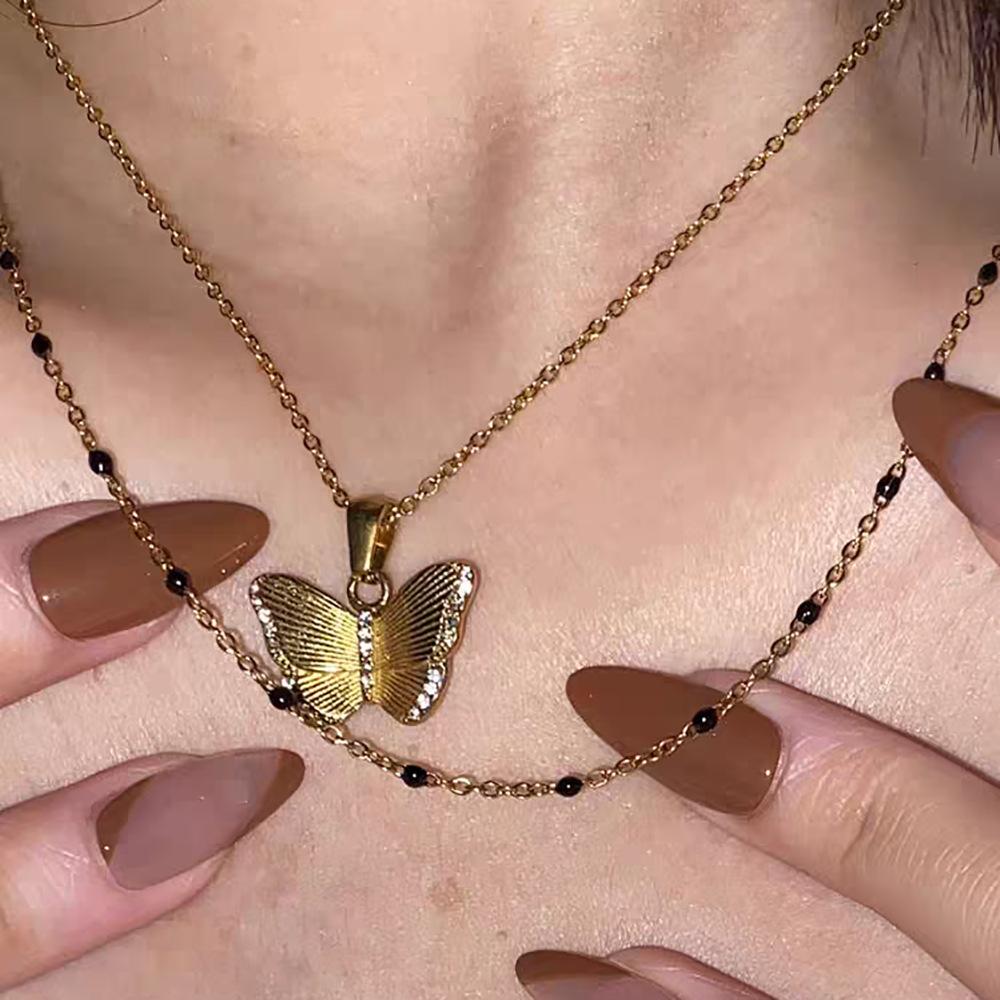 Simple And Elegant Fashion Butterfly Diamond Necklace Female Fashion Personality Temperament Titanium Steel Clavicle Chain Versatile
