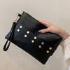 1 Piece Women's Clutch Bag, Solid Color Envelope Handbag with Rivet Inlay, Zipper Closure, Lined Suitable for Work, Commute, Date, Party