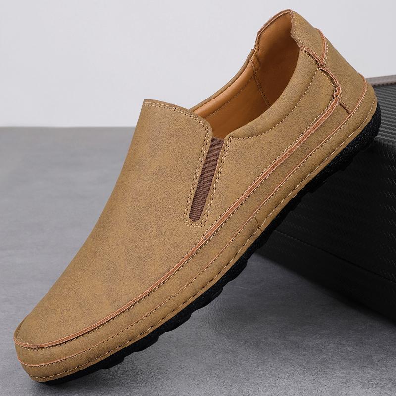 Fashion Fashion Men's Simple lightweight Flat bottomed plus size bean shoesHandmade soft comfortable Non-slip Casual Men's loafer Shoes