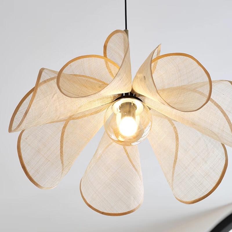 UOSU French Cream Style Petal Pendant Lamp