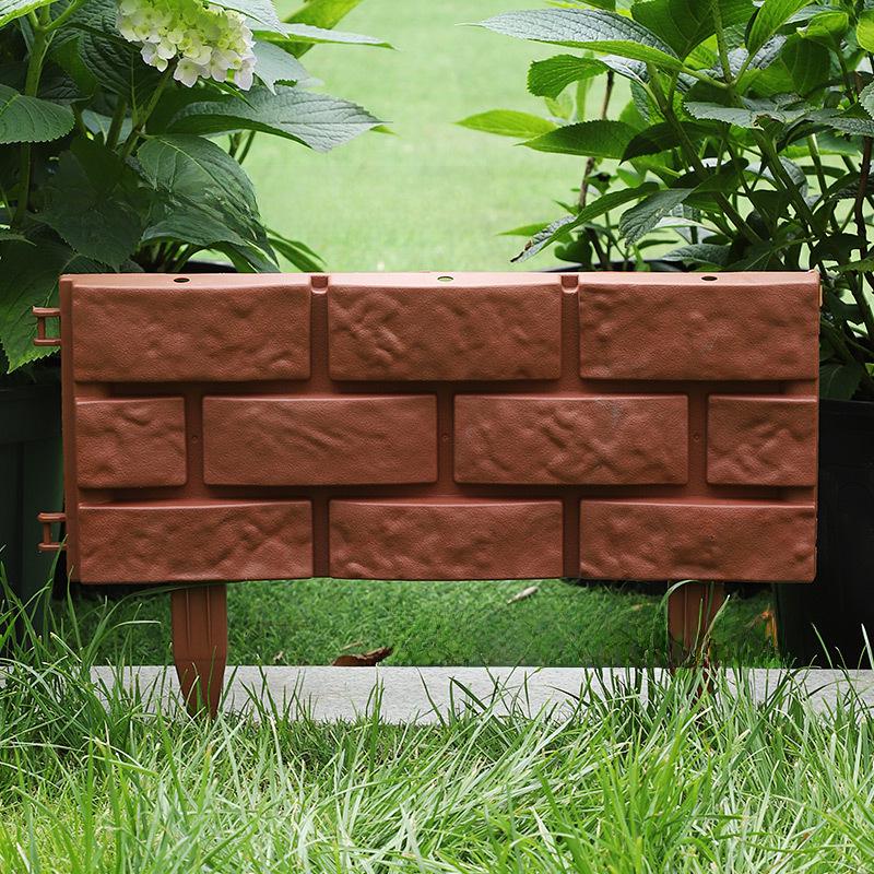 Gartenzaun aus Kunststoff im europäischen Stil