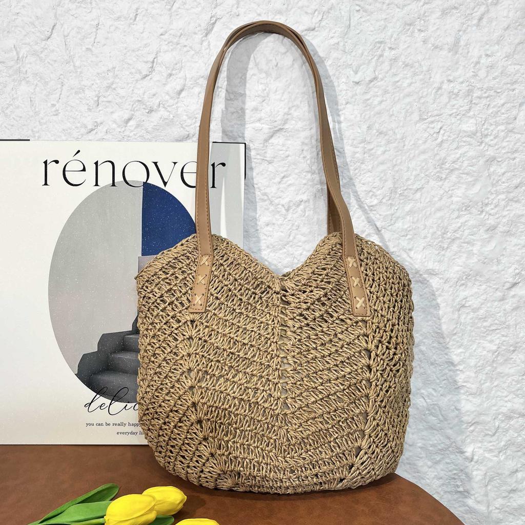 Straw Beach Bag Vintage Handmade Woven Shoulder Bag Raffia Circle Rattan Bags Bohemian Summer Vacation Casual Bags