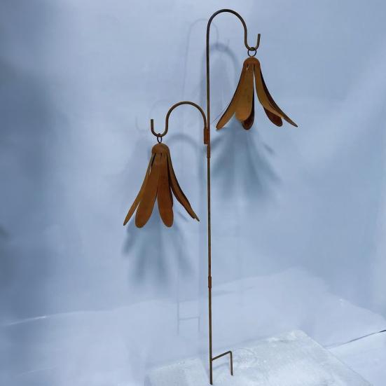 Doppelglocken Gartenstab Rustikales Windspiel Hofkunst Outdoor Eisen Windglockenstab für Rasen Hof Terrasse Gartenweg Dekor