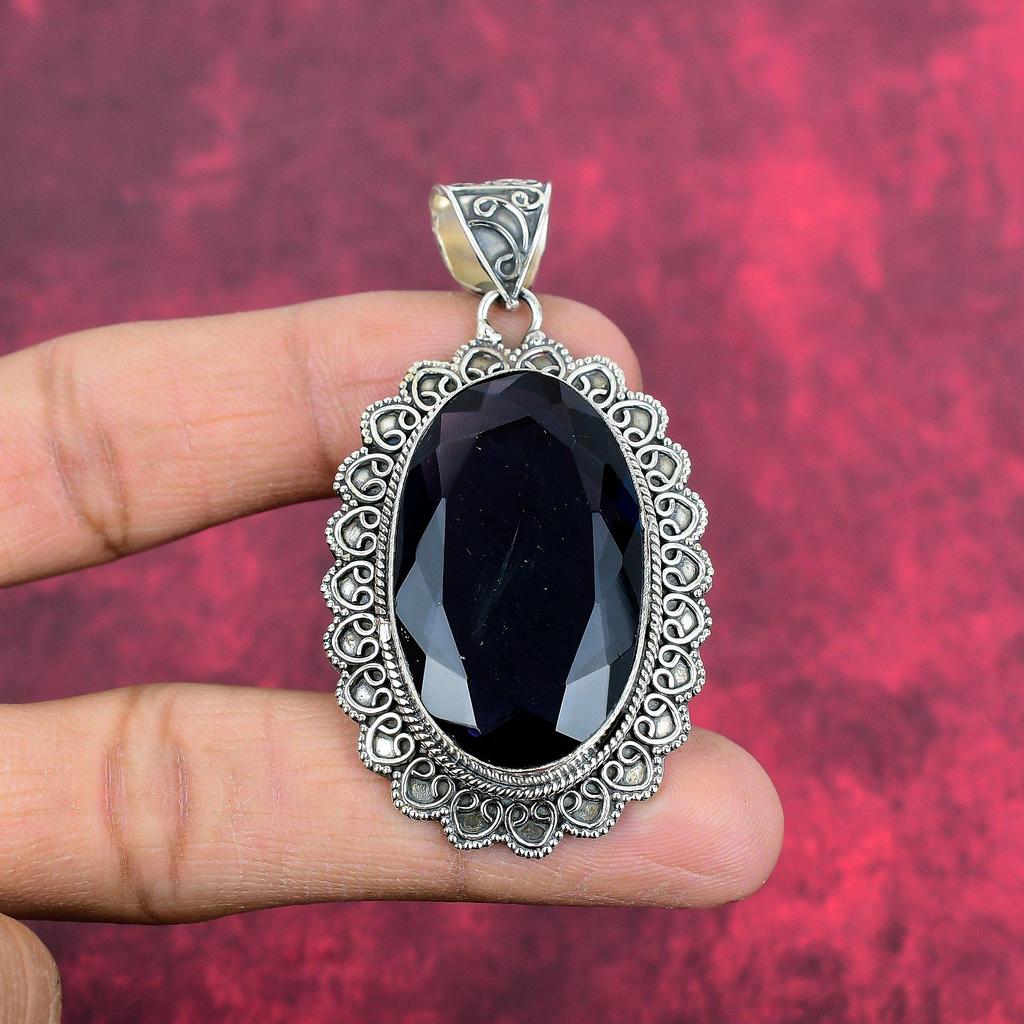 Přívěsek s alexandritem, Ručně vyrobený přívěsek s drahokamem, Přívěsek z masivního stříbra 925, Starožitný šperk, Jako zásnubní dárek