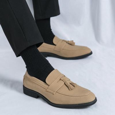 Męskie mokasyny z matowej skóry z frędzlami w dużych rozmiarach: Buty wizytowe casual z czubkiem w szpic