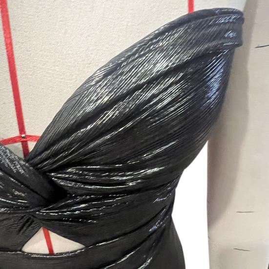 Vestido Maxi Bronzeador Sem Costas Bainha Grande Nó no Peito Envolvente Decote Ombro a Ombro