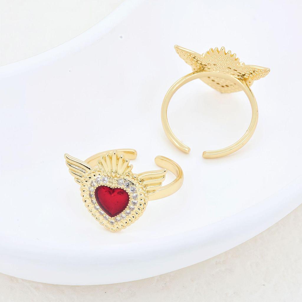Anello a Forma di Cuore in Oro 18K Placcato con Zirconi e Finitura a Goccia d'Olio