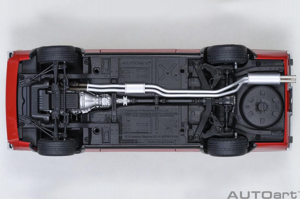 AUTOart Scale Nissan Skyline Tuned Version Red Finished Model 77468 1/18 2000GT-R (KPGC110)