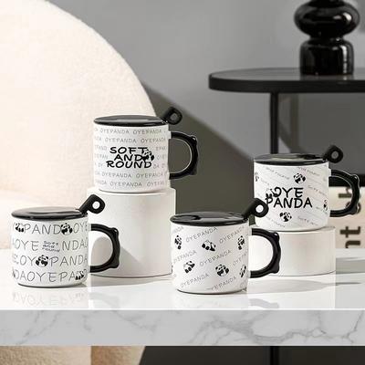 Kreative Cartoon Panda Keramiktasse Hochwertige Tasse mit Deckel Löffel Wasserbecher Haushalt Kaffeetasse Souvenir Geschenk Tasse