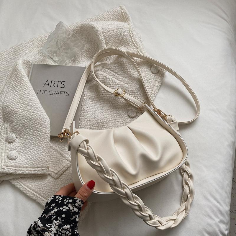 Versatile small bag women's 2025 new fashion trendy foreign temperament underarm shoulder bag Internet celebrity high-end crossbody bag