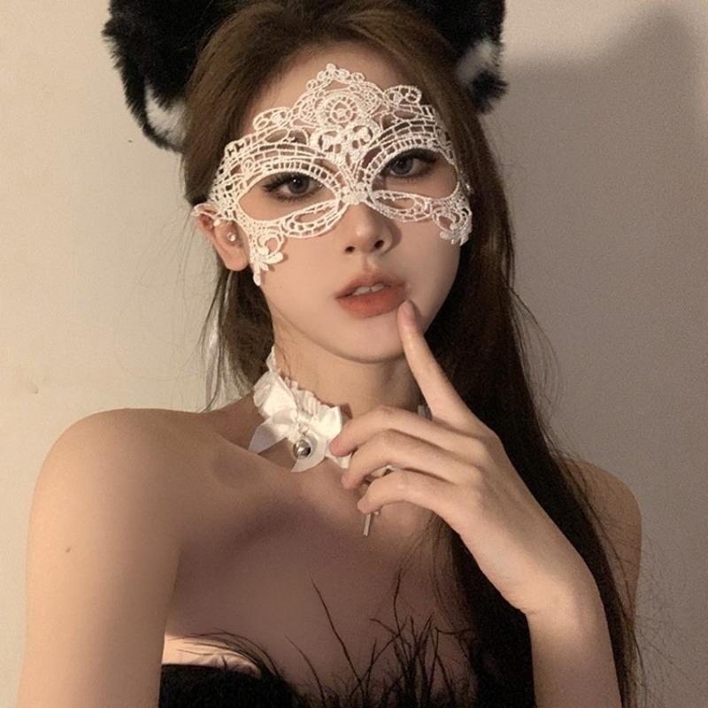 Black Flower Mask Costume for Masquerade Party Props for Party, Annual Event, Half-face Mask, Eye Cover, Makeup Night, Mask