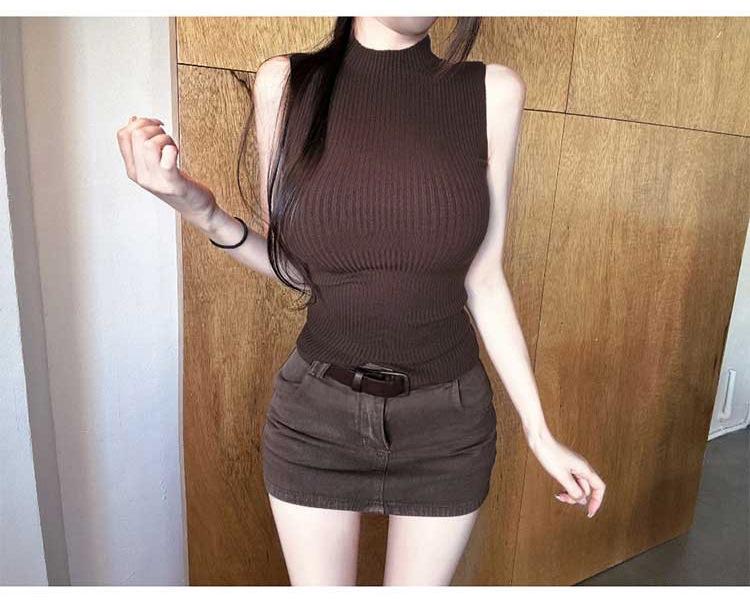 Slim Pure Desire Style Feminine Knit Vest with Half-High Collar