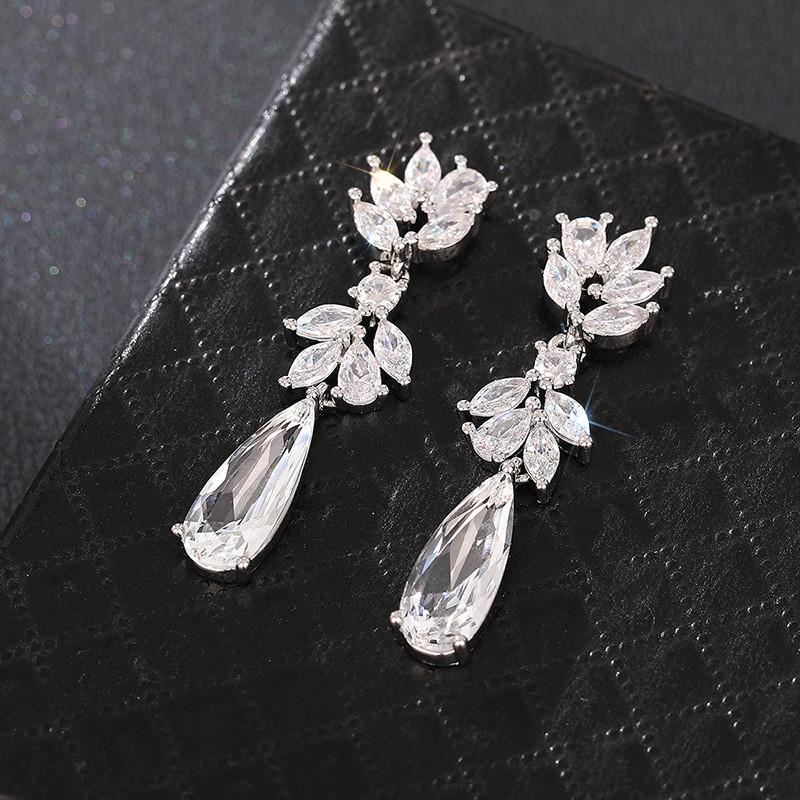 925 Sterling Silver Flower Long Drop Earrings for Women Fresh Elegant Wedding Band Jewelry Trendy Attractive Party Accessories
