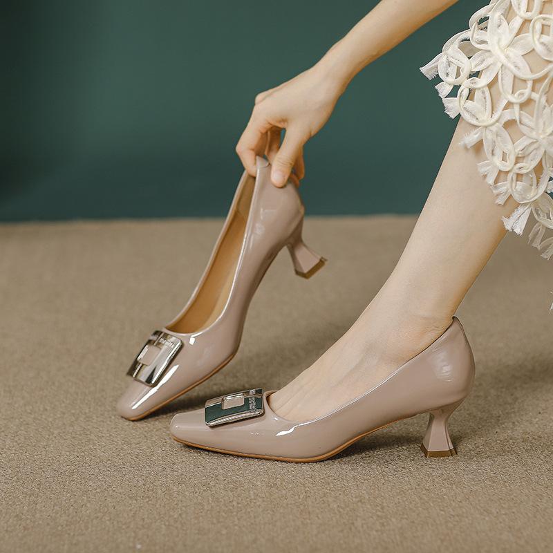 Square head high heels stiletto 2025 new spring and autumn women's shoes red wedding shoes patent leather light mouth French medium heel single shoes