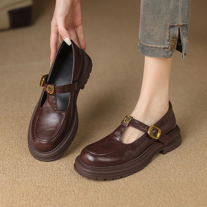 Casual large size small leather shoes Casual four-season single shoes Women's low heel solid color buckle rubber soft sole square heel flat shoes